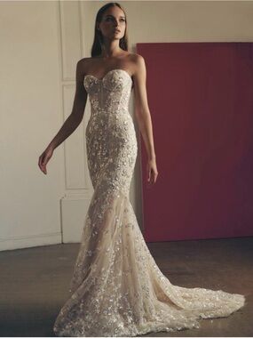Galia Lahav NWT Strapless Embellished Mermaid Wedding Dress in Champagne